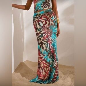 Knitted Print High Waist
Mermaid Hem Skirt